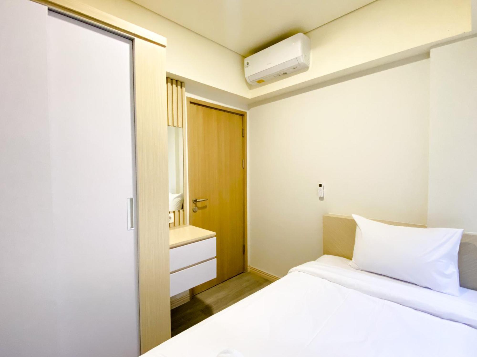 Best Homey 2Br At Meikarta Apartment By Travelio Cikarang Buitenkant foto